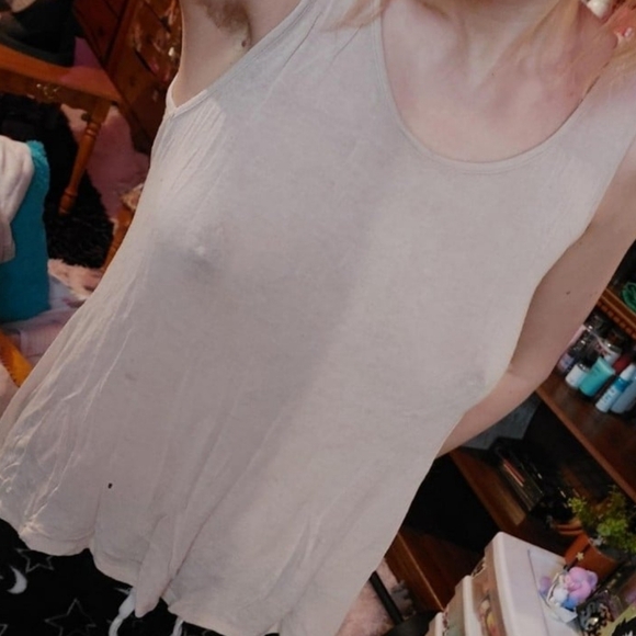 Wetseal semi sheer leopard print back panel fishtail tank top - Picture 3 of 7